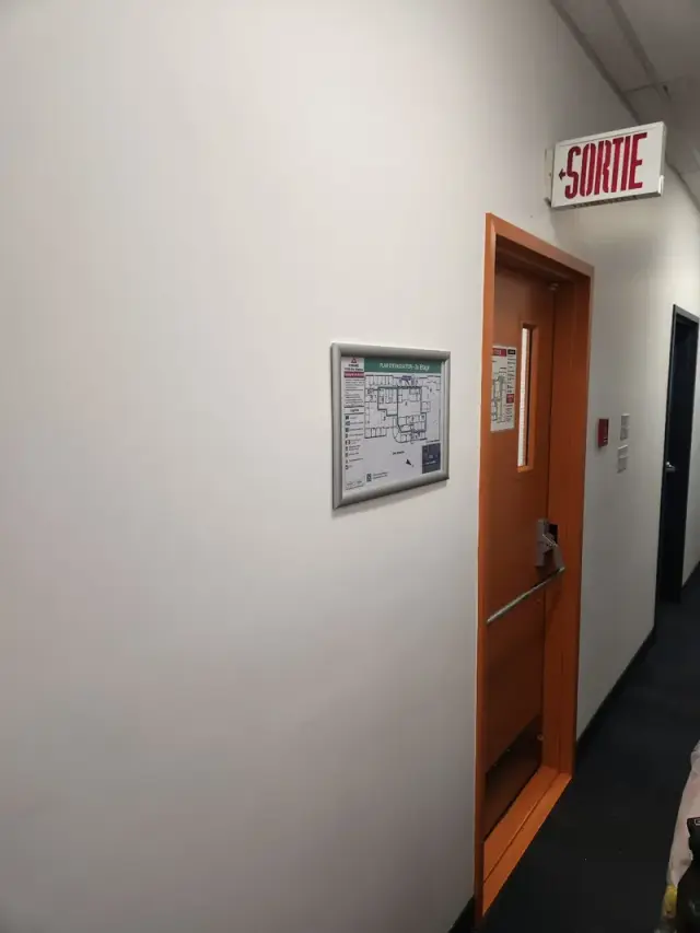 Cadre à clip aluminium plan d'évacuation 2